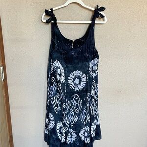 Free People Navy and White Tie-Dye Dress
